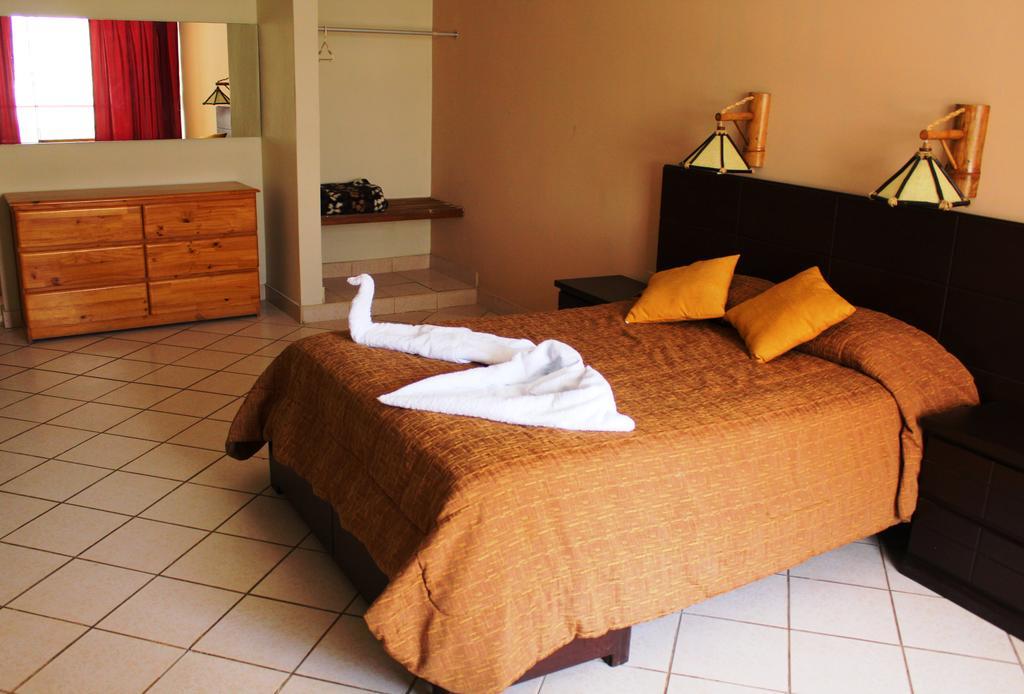 Regina Hotel Nuevo Imperial Ngoại thất bức ảnh