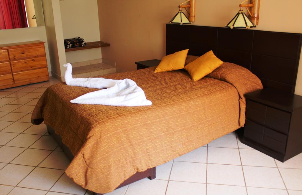 Regina Hotel Nuevo Imperial Ngoại thất bức ảnh