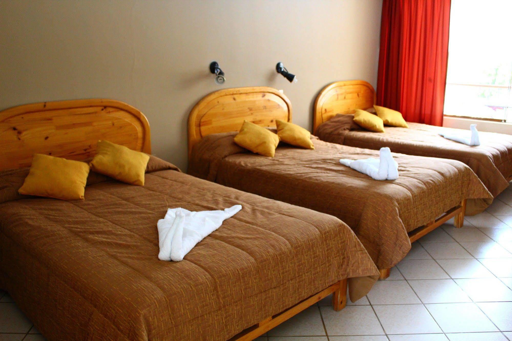 Regina Hotel Nuevo Imperial Ngoại thất bức ảnh